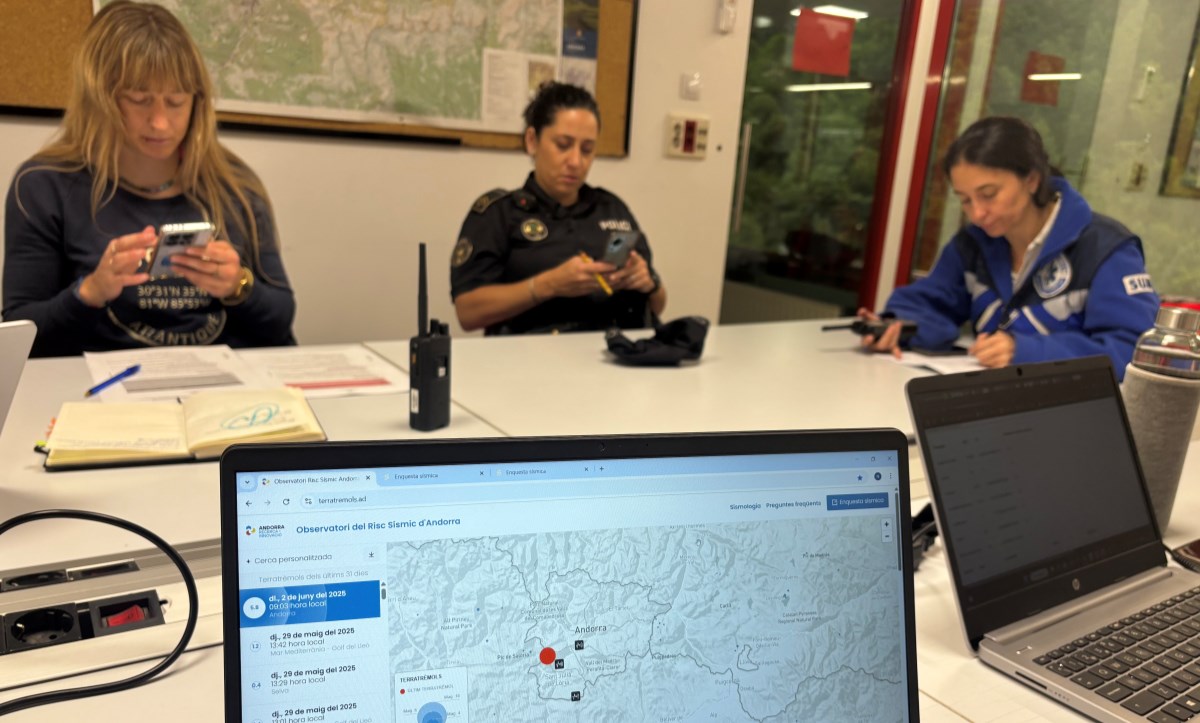 AR+I participa a un simulacre de rescat en enderrocs degut a una emergència sísmica